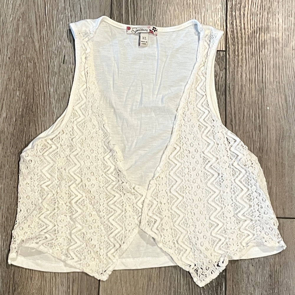 Girls knit/lace vest, creamy white color, sz XL. - Picture 1 of 3